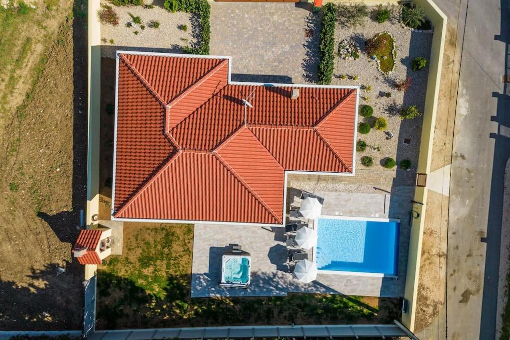 Villa Mattina, With Heated Pool And Jacuzzi Privlaka  Esterno foto